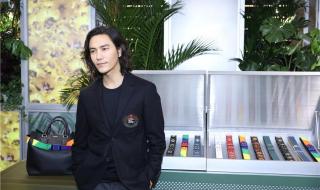 月半弯陈坤