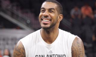 NBA2k怎么抢篮板